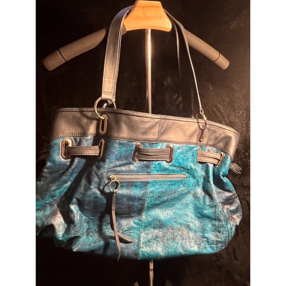 Donald J. Pliner Turquoise Embossed Leather Drawstring Shoulder Bag/ Purse RARE! - Picture 2 of 15
